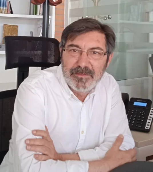 D. Bernardo Claros Molina Defensor desde el 6/may/2024