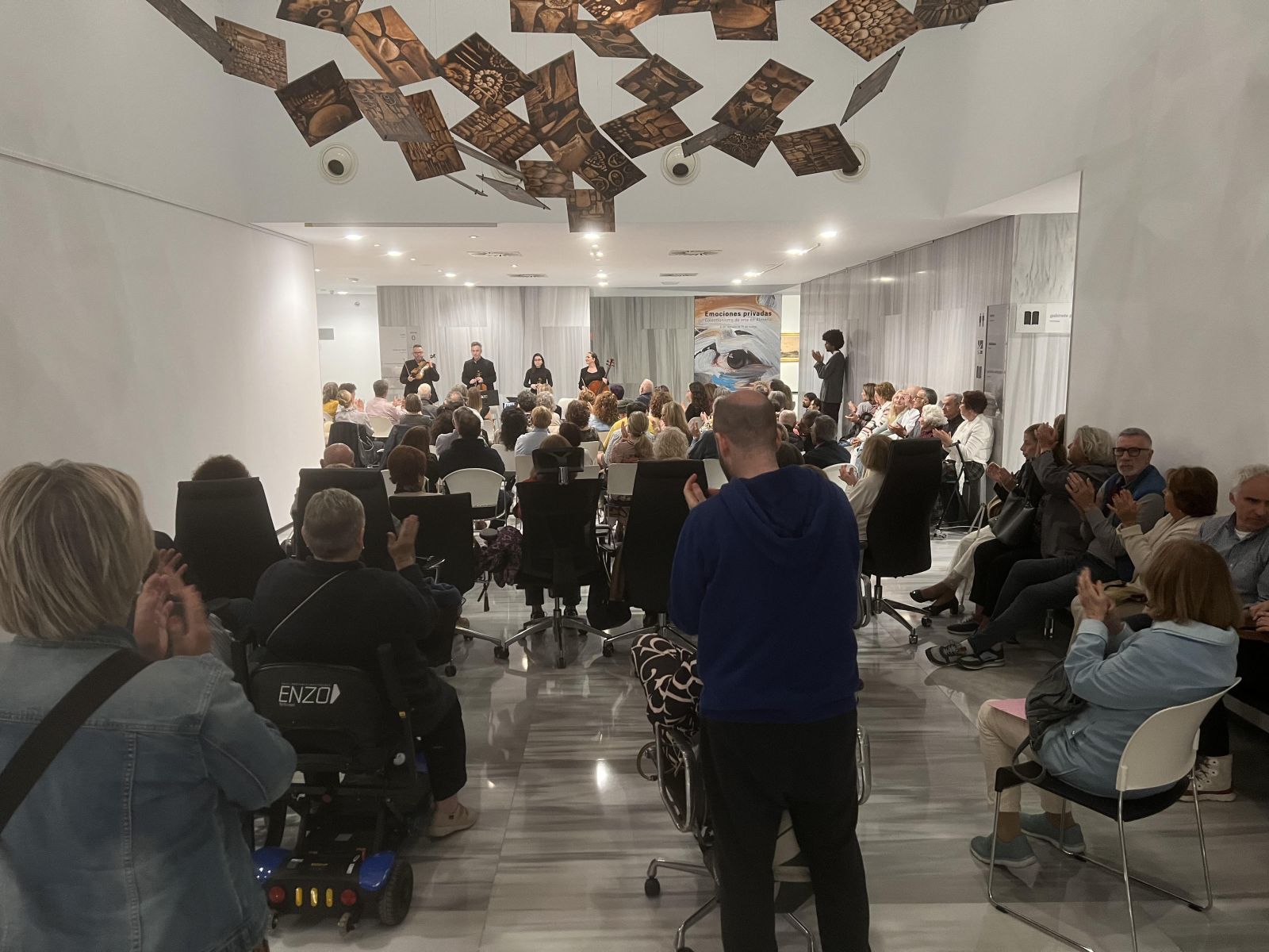 Museum professionals in the twenty-first century
