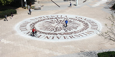 Plaza UAL Plaza UAL