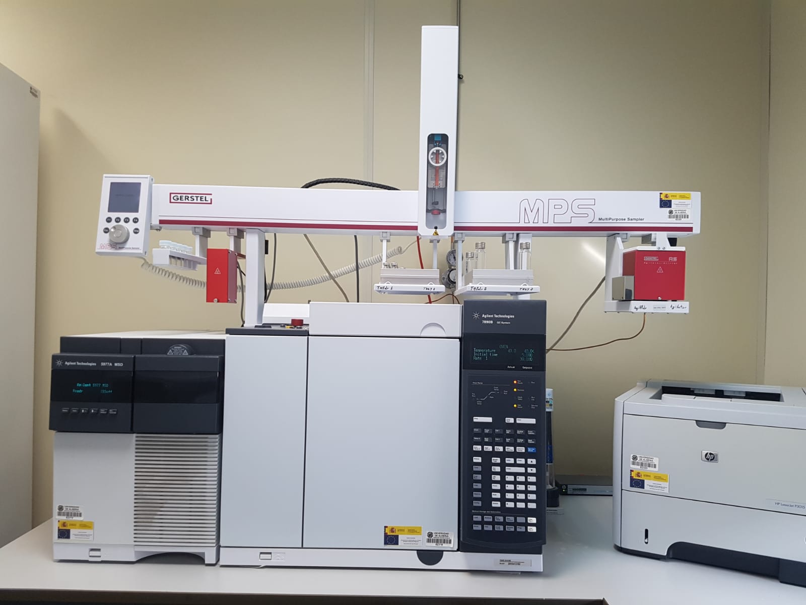 Servicio Espectrometría de Masas-GC-1.jpg