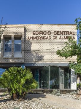 Edificio Central de la Universidad